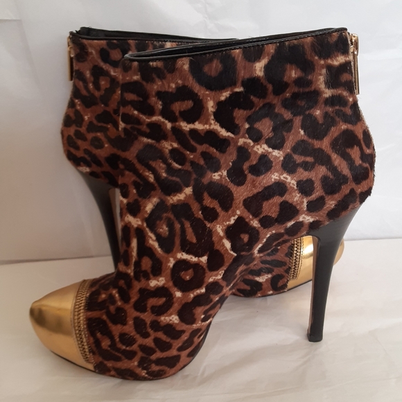 Womens Michael kords Hair Calf booties sz 9.5M - Picture 14 of 16